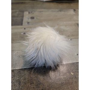 White pom pom‎ fluffy keychain